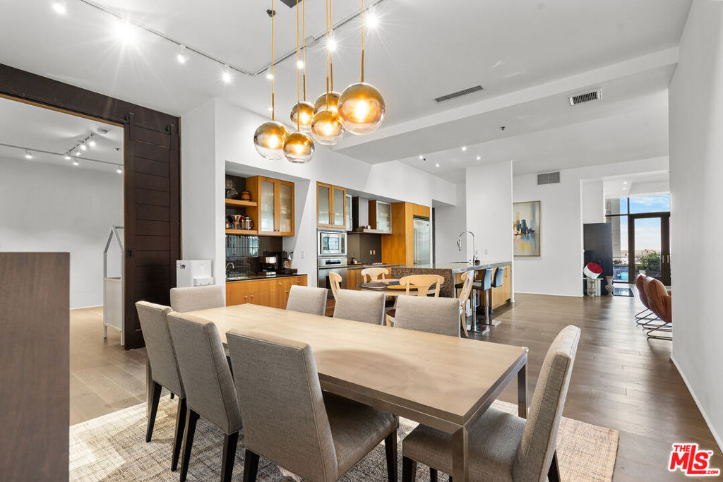 1111 S Grand Avenue - Photo 9