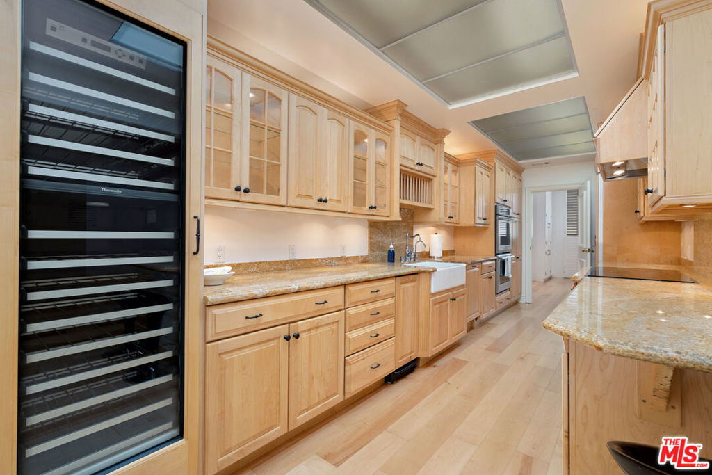1333 S Beverly Glen - Photo 14