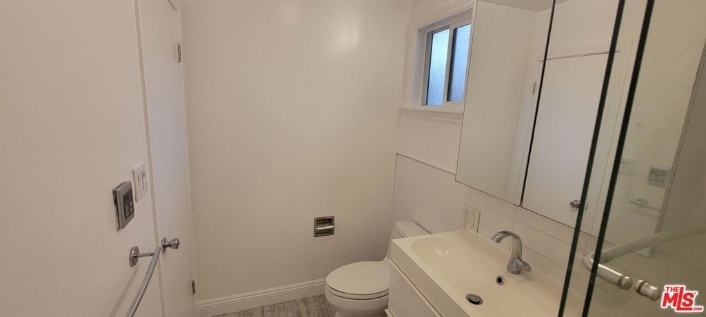 305 Broadway Street - Photo 30