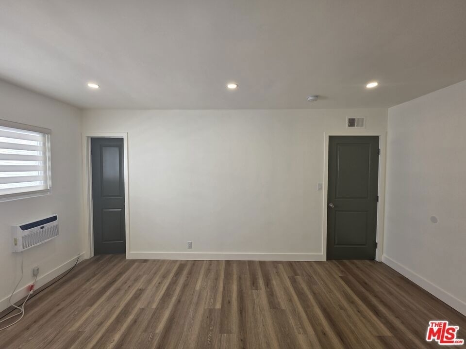 11051 Missouri Avenue - Photo 35