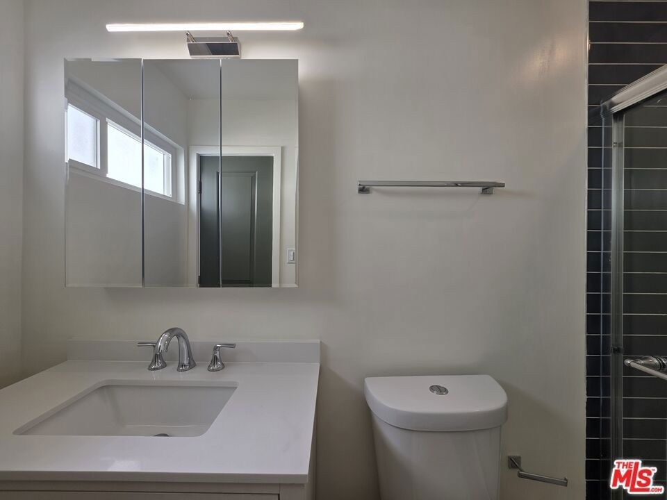11051 Missouri Avenue - Photo 15