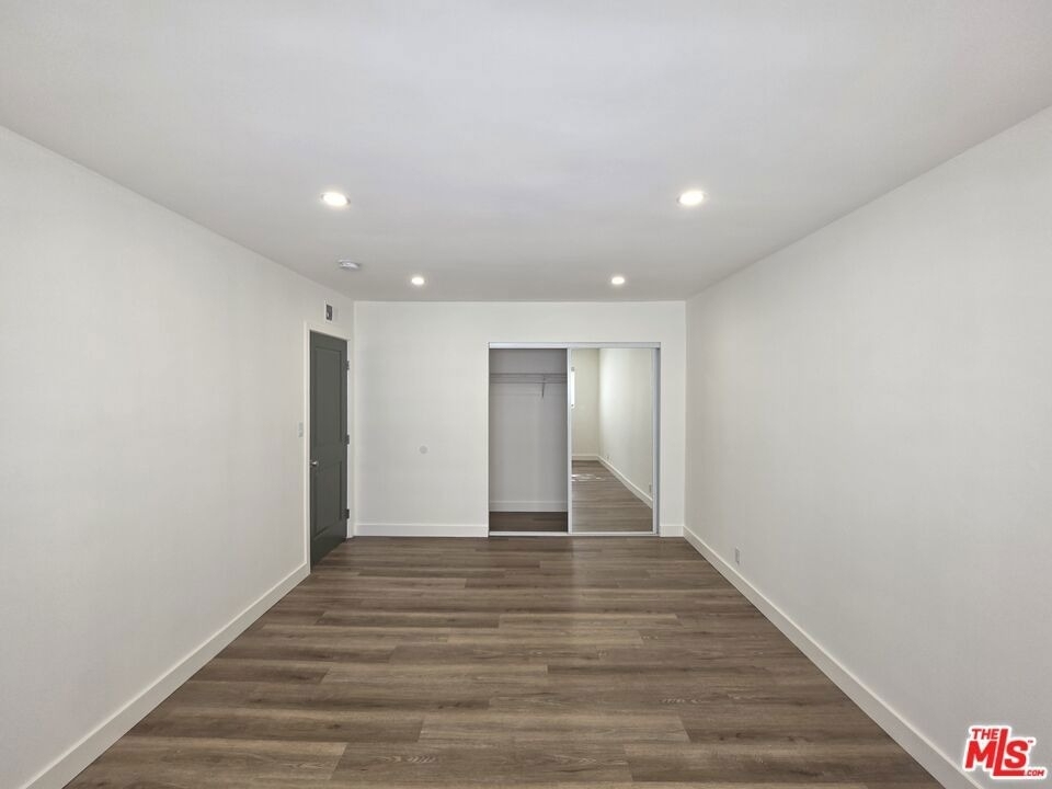 11051 Missouri Avenue - Photo 33