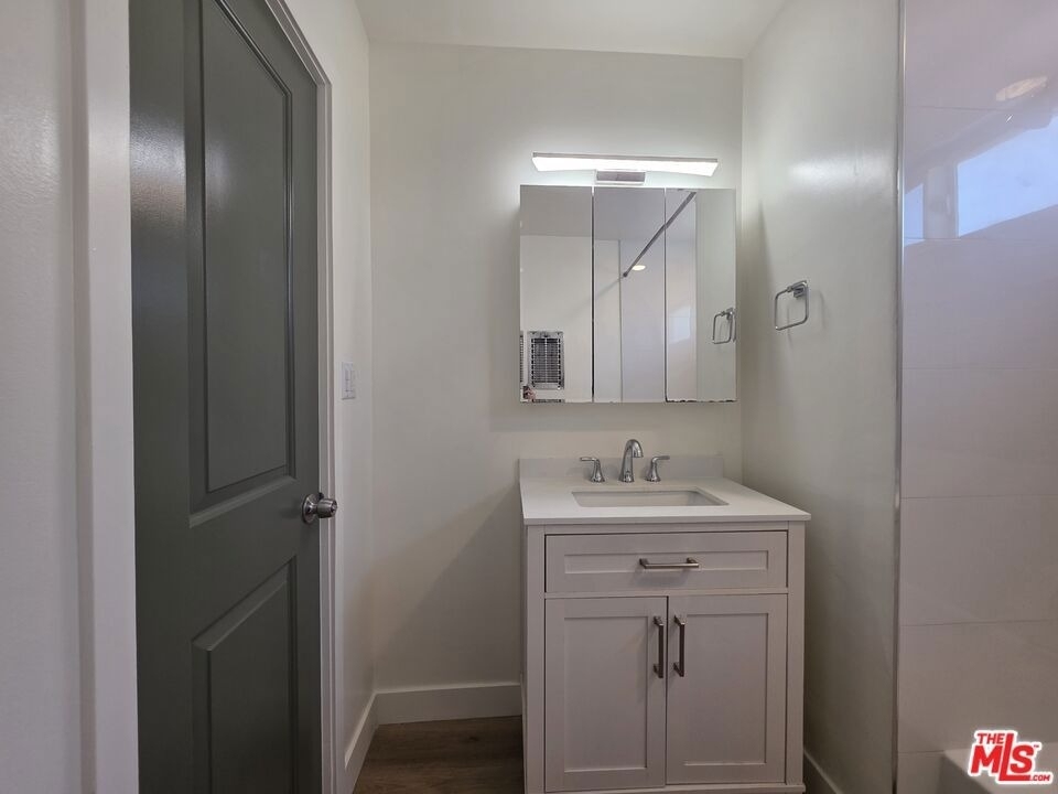 11051 Missouri Avenue - Photo 22