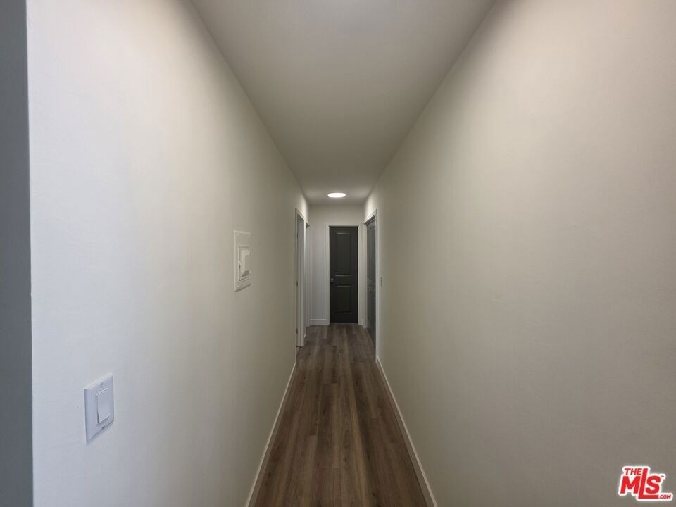 11051 Missouri Avenue - Photo 27