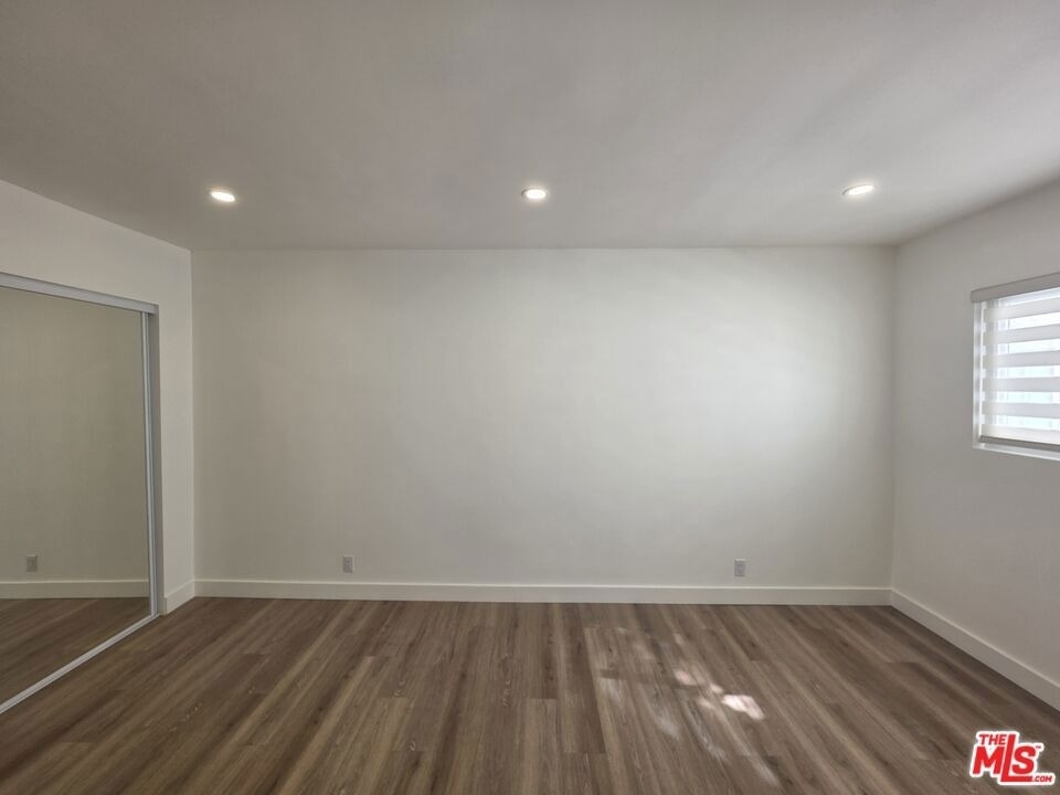 11051 Missouri Avenue - Photo 31