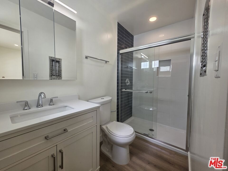 11051 Missouri Avenue - Photo 12