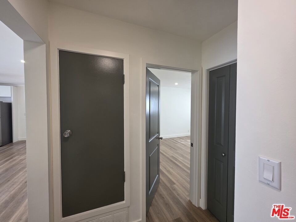 11051 Missouri Avenue - Photo 29