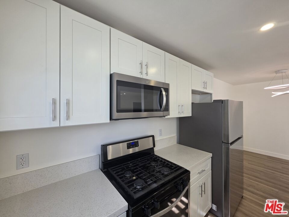 11051 Missouri Avenue - Photo 25