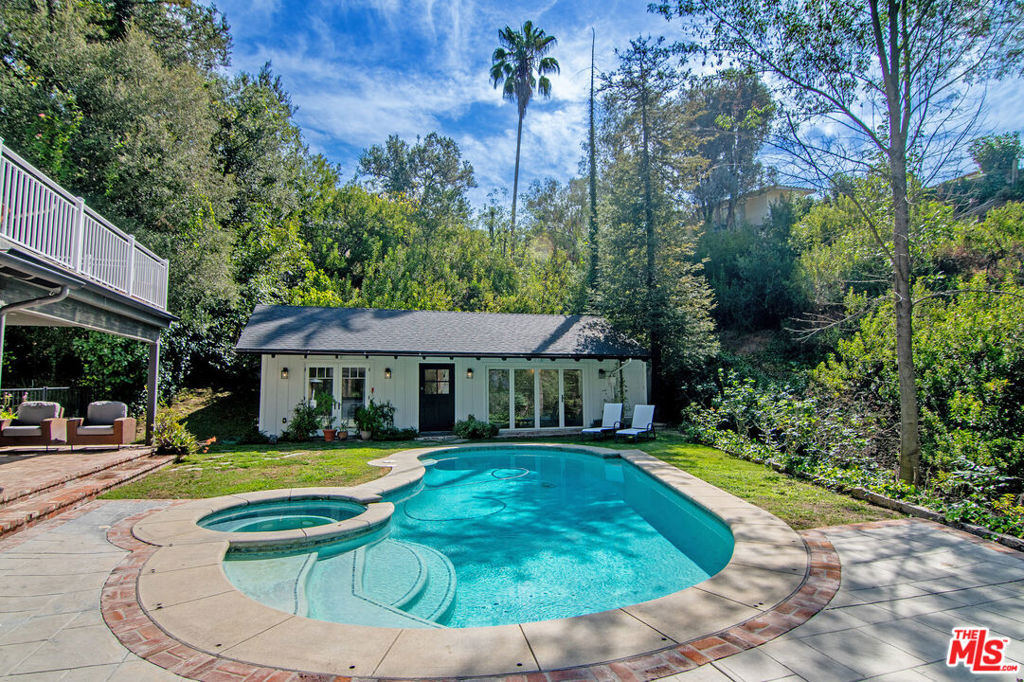 9530 Moonridge Terrace Place - Photo 37