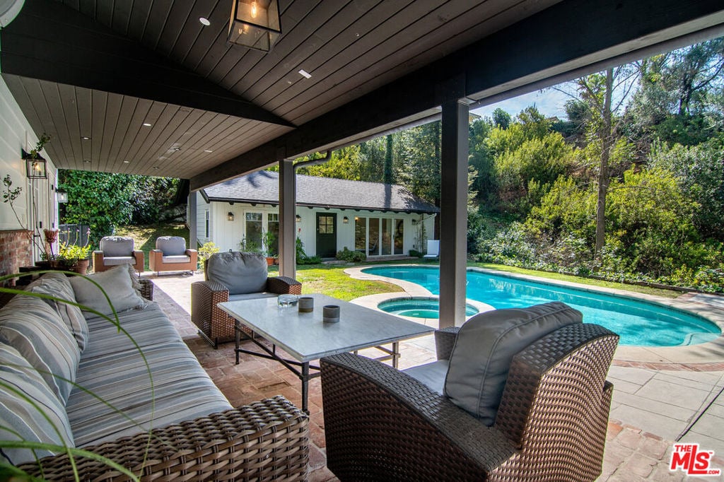 9530 Moonridge Terrace Place - Photo 43
