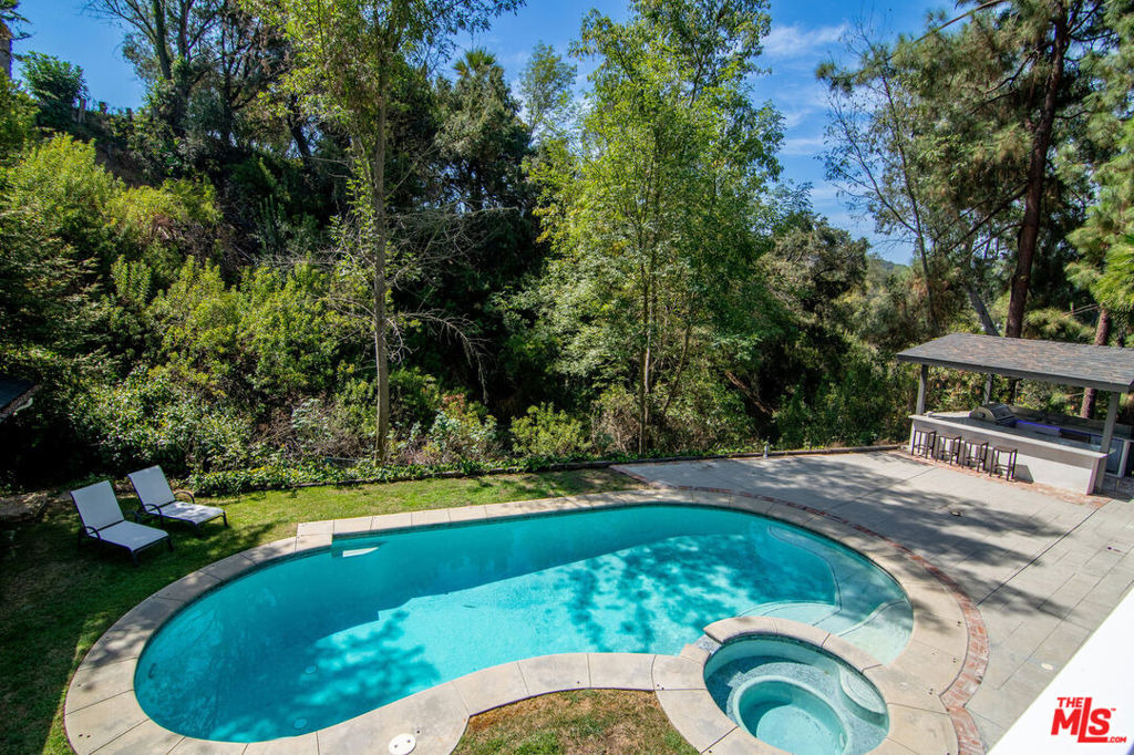 9530 Moonridge Terrace Place - Photo 38