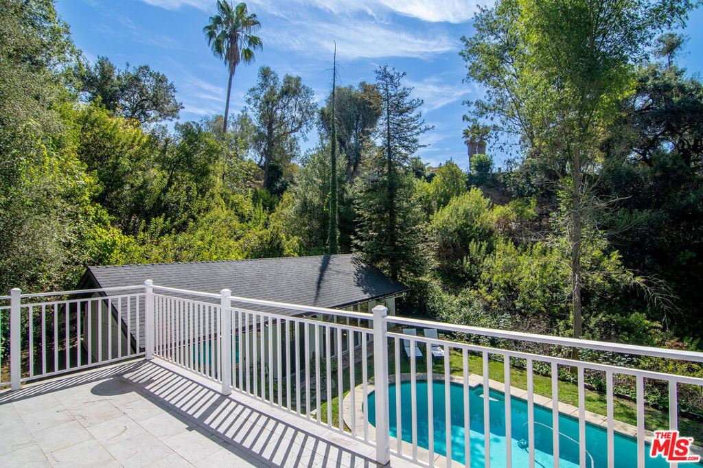 9530 Moonridge Terrace Place - Photo 19