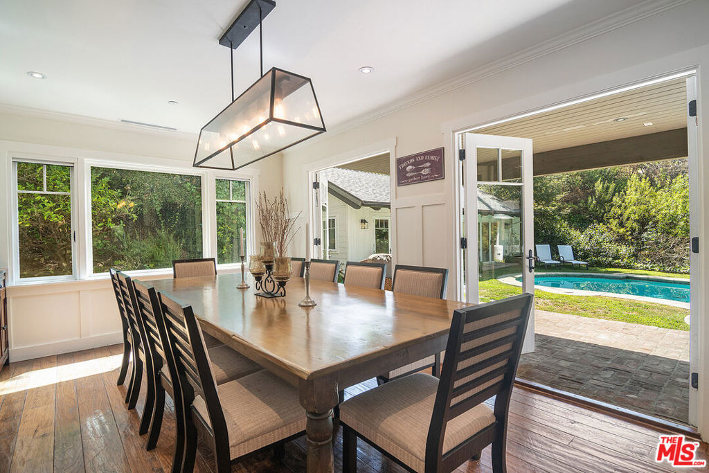 9530 Moonridge Terrace Place - Photo 10