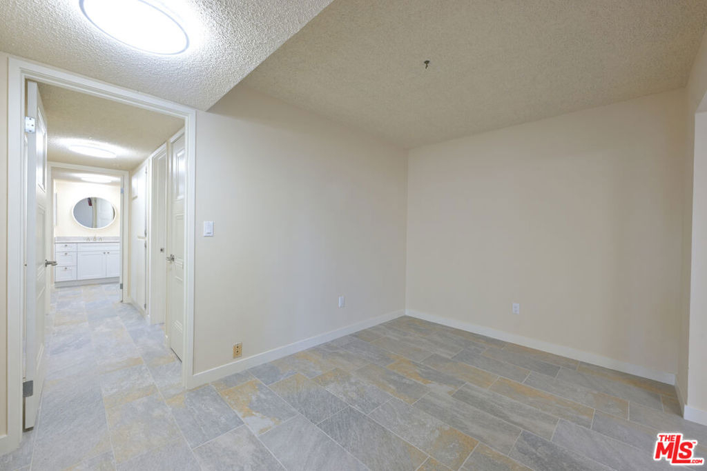 10535 Wilshire Boulevard - Photo 10