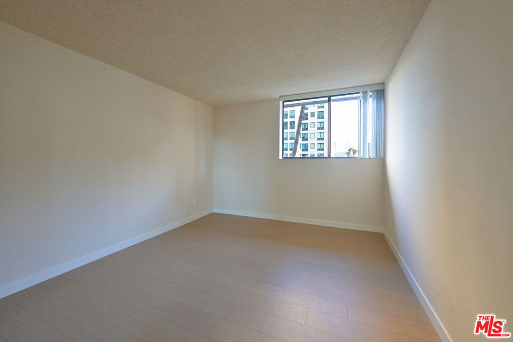 10535 Wilshire Boulevard - Photo 15