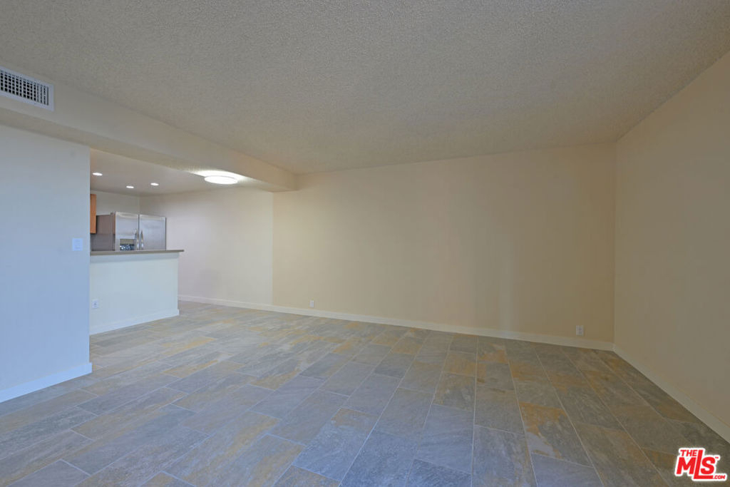 10535 Wilshire Boulevard - Photo 5