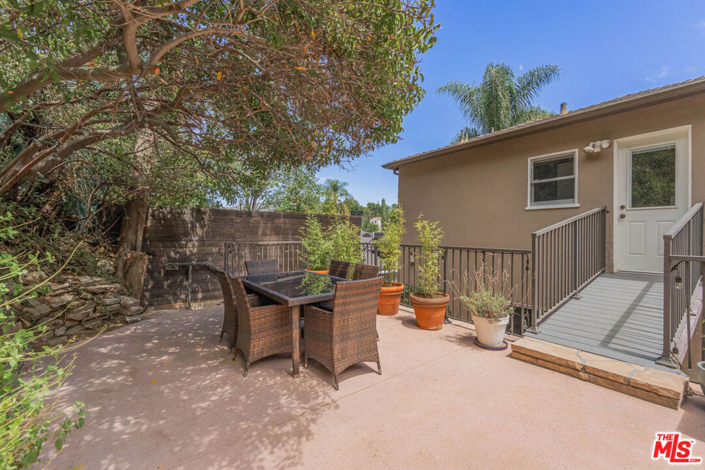 3831 Broadlawn Drive - Photo 32