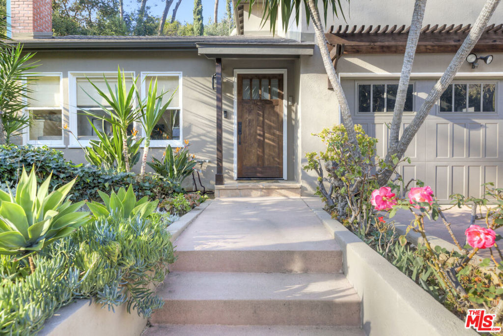 3831 Broadlawn Drive - Photo 1