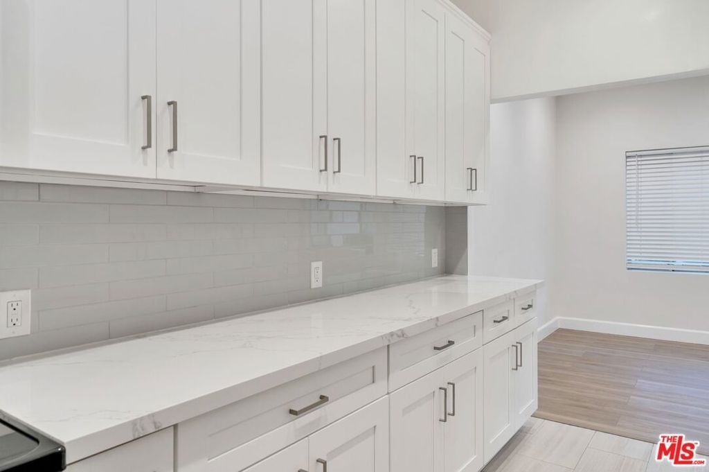 134 S Elm Drive - Photo 5