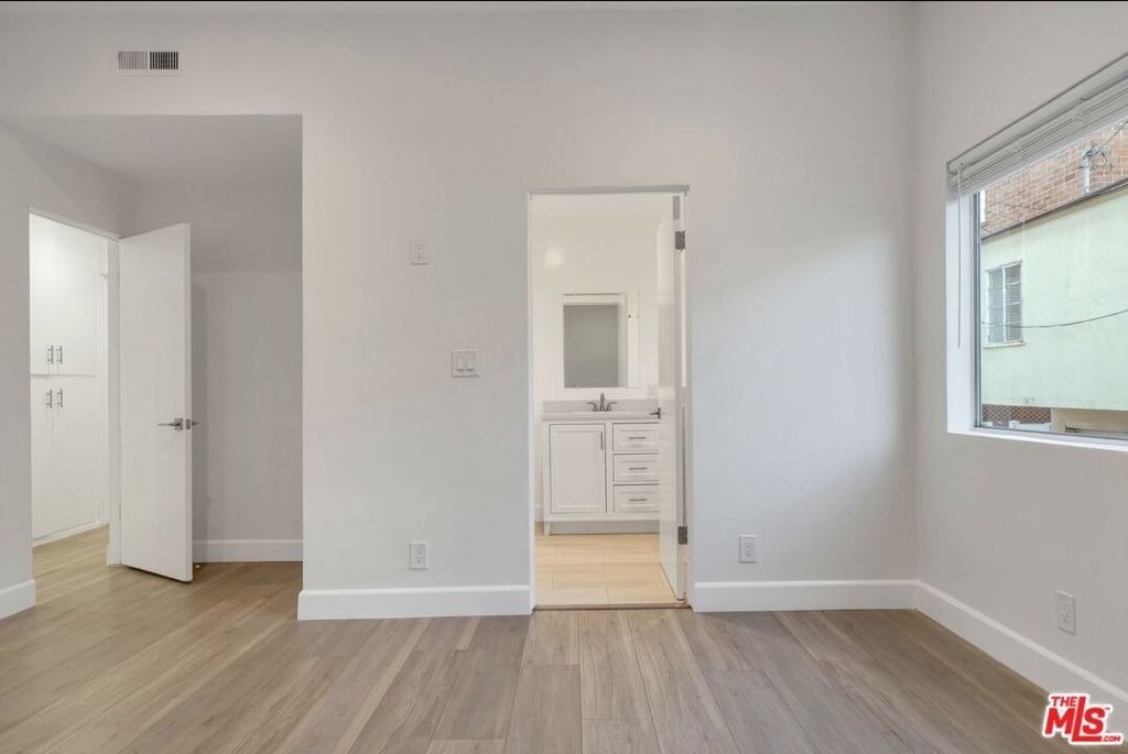 134 S Elm Drive - Photo 13
