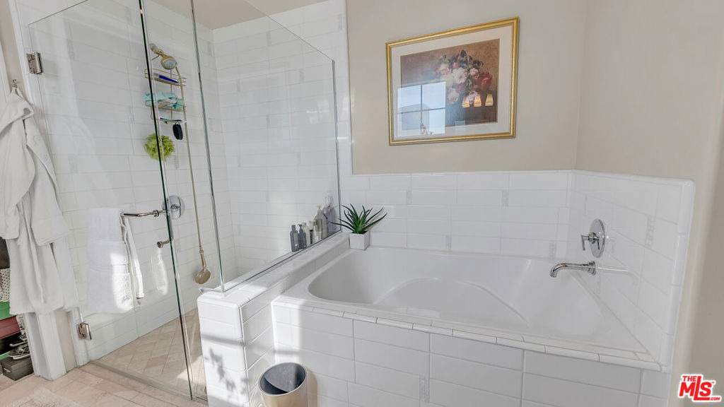 611 Caruso Avenue - Photo 25