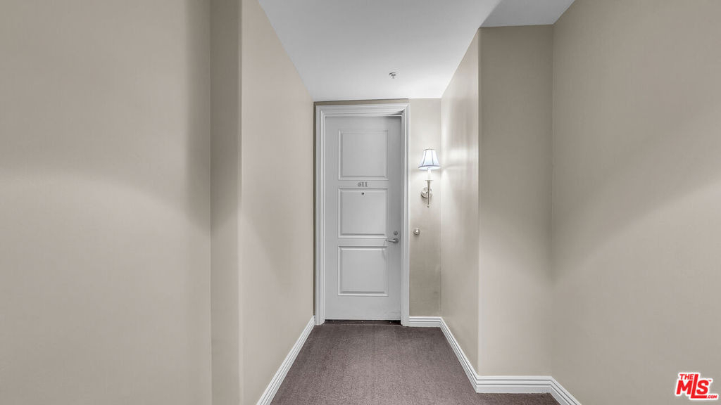 611 Caruso Avenue - Photo 30