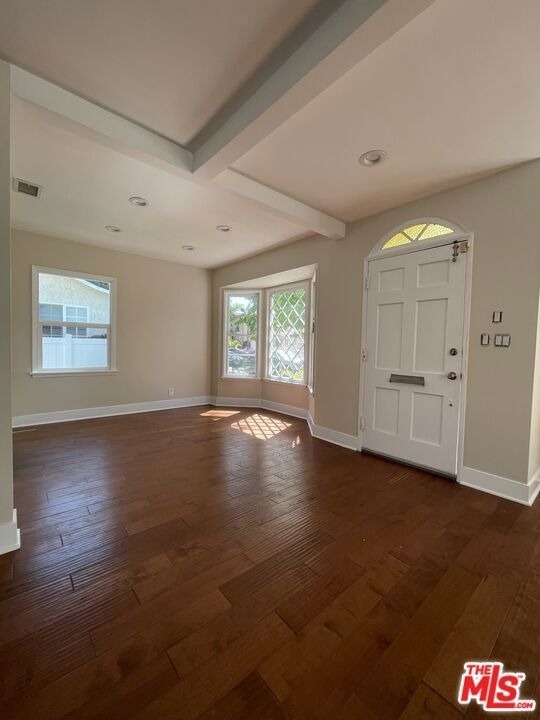 5048 Enfield Avenue - Photo 16