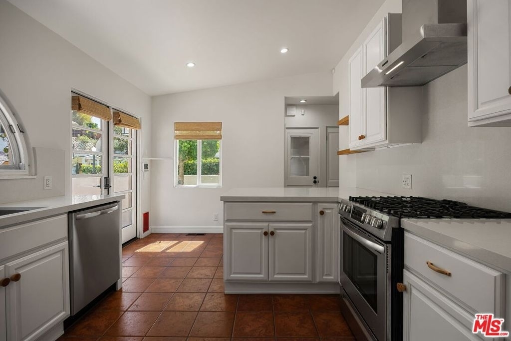 3447 Primera Avenue - Photo 16