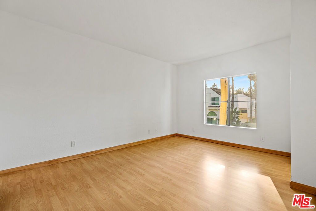 5420 Sylmar Avenue - Photo 21