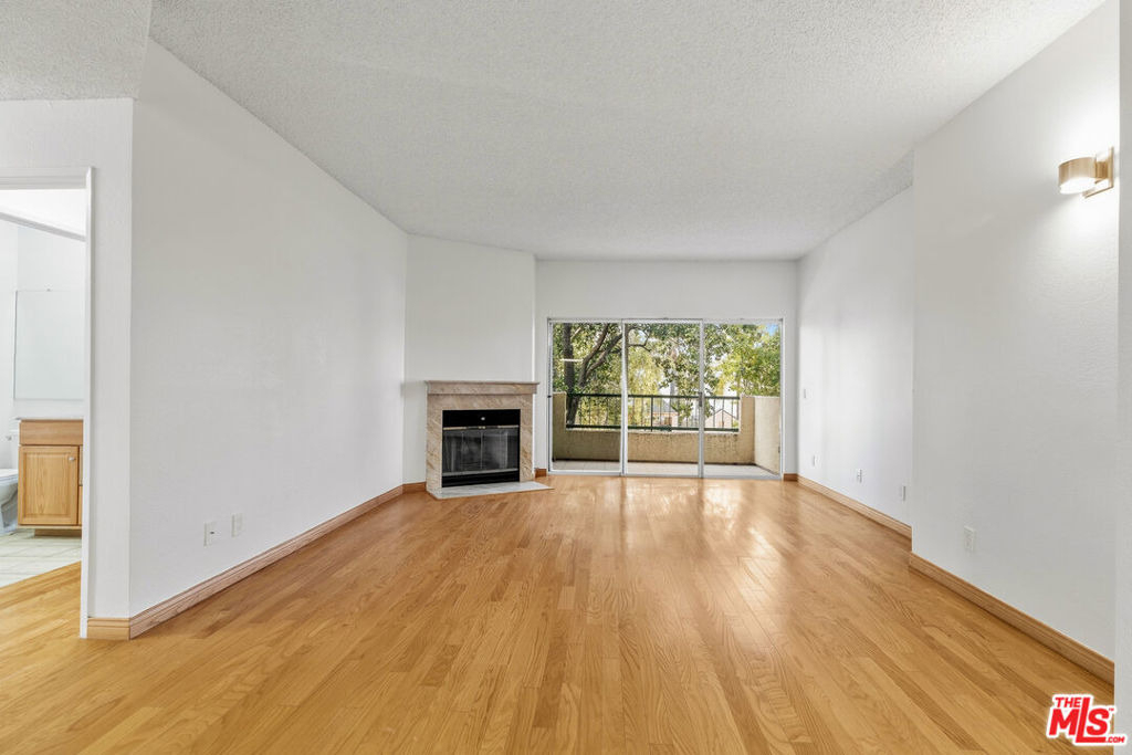5420 Sylmar Avenue - Photo 4