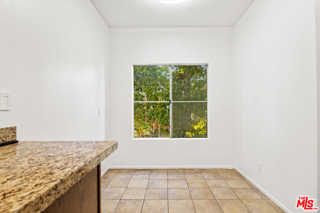 5420 Sylmar Avenue - Photo 7