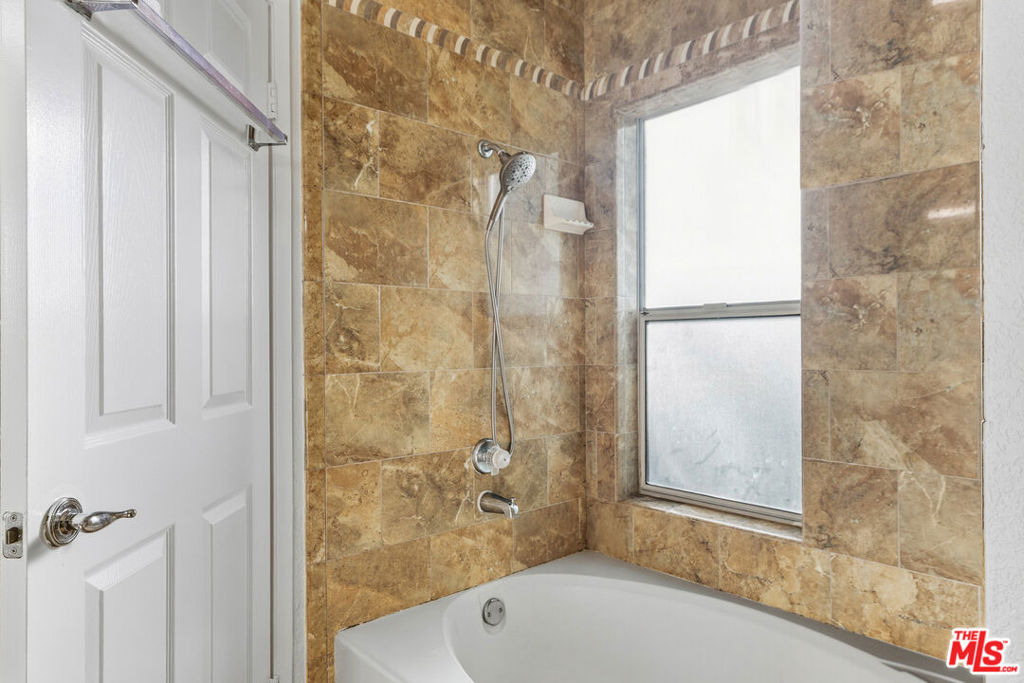 5420 Sylmar Avenue - Photo 26