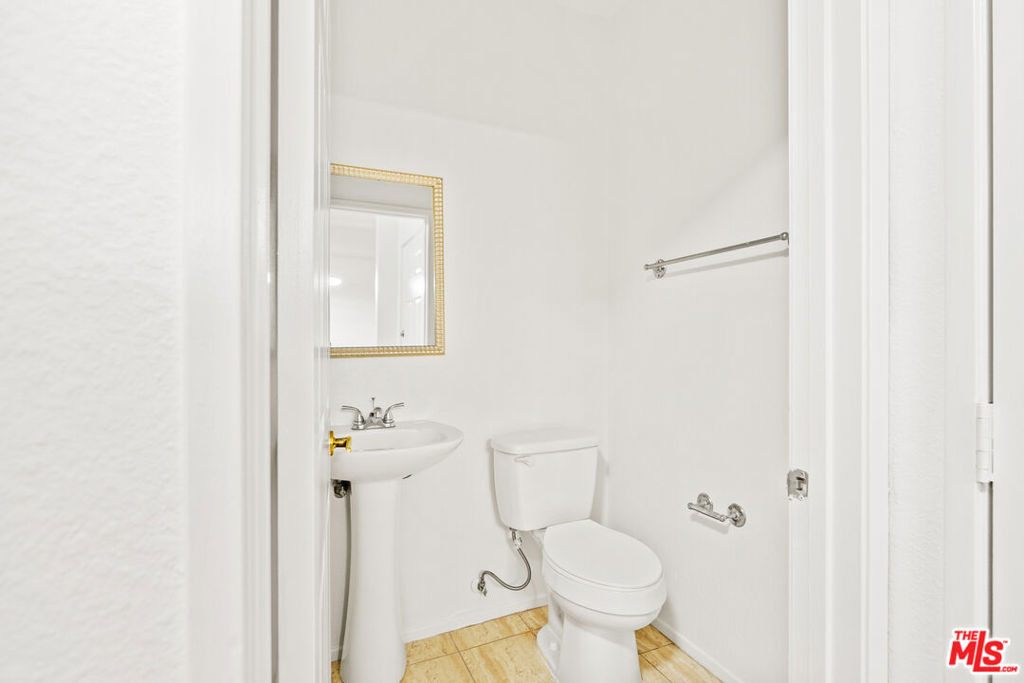 5420 Sylmar Avenue - Photo 27