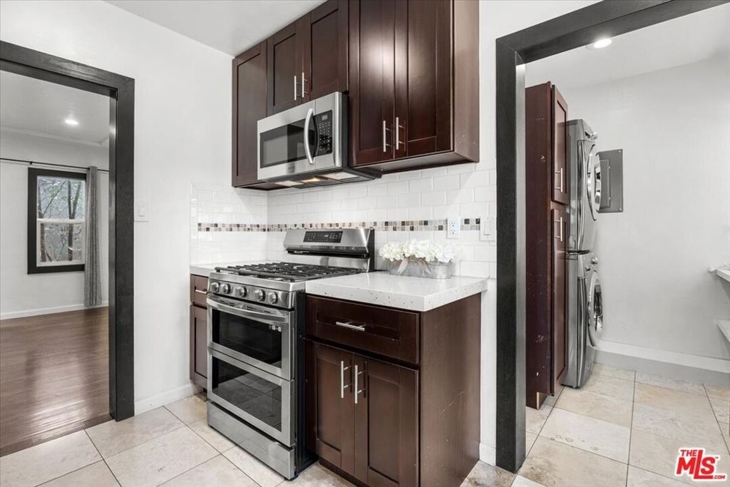 8908 Gibson Street - Photo 27