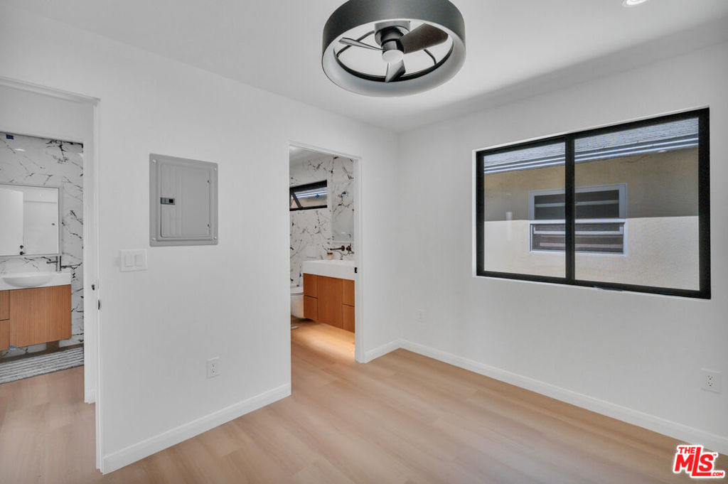 1536 Prospect Avenue - Photo 21