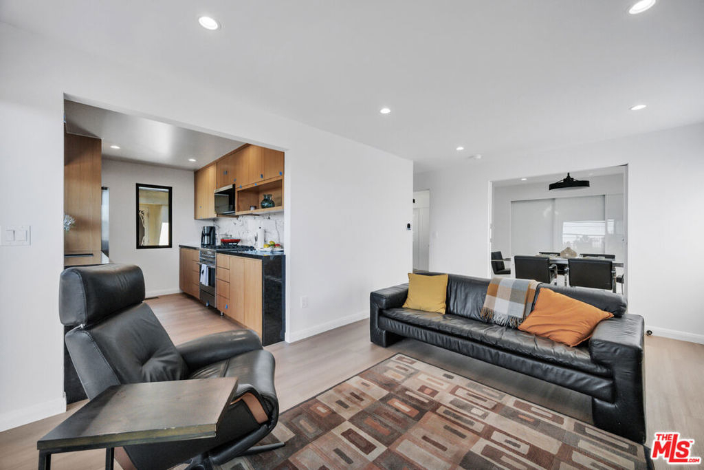 1536 Prospect Avenue - Photo 15