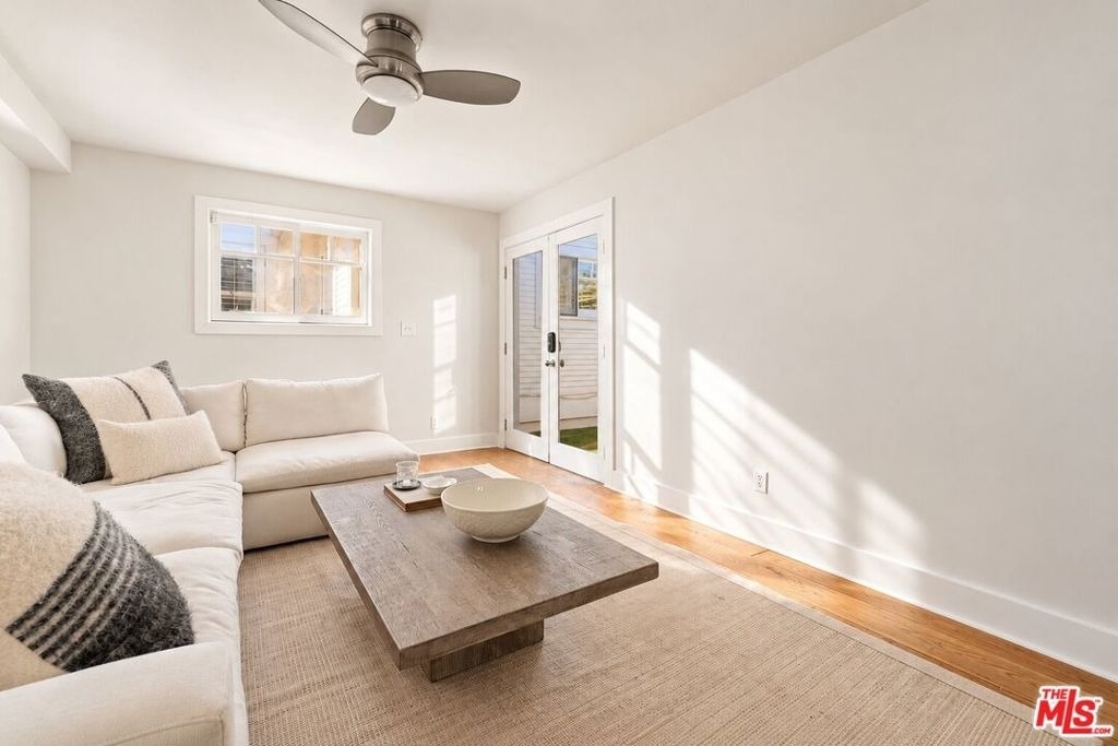 1605 Cabrillo Avenue - Photo 17