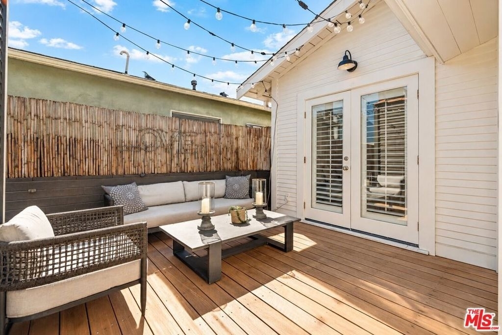 1605 Cabrillo Avenue - Photo 4