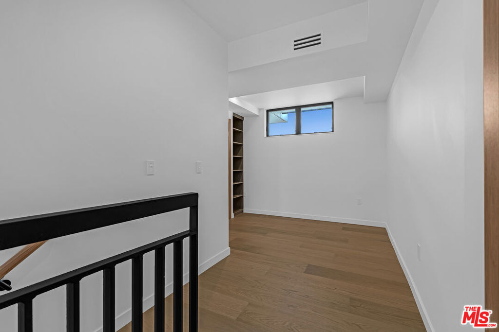 1257 N Detroit Street - Photo 7