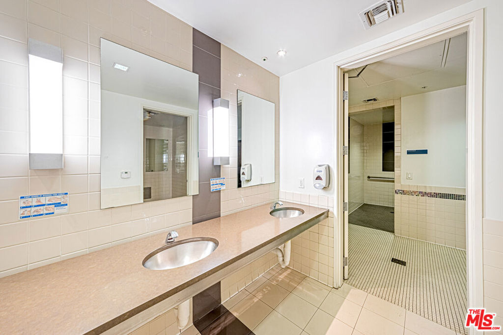 1234 Wilshire Boulevard - Photo 19