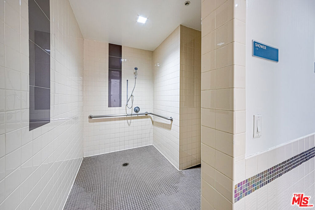 1234 Wilshire Boulevard - Photo 20