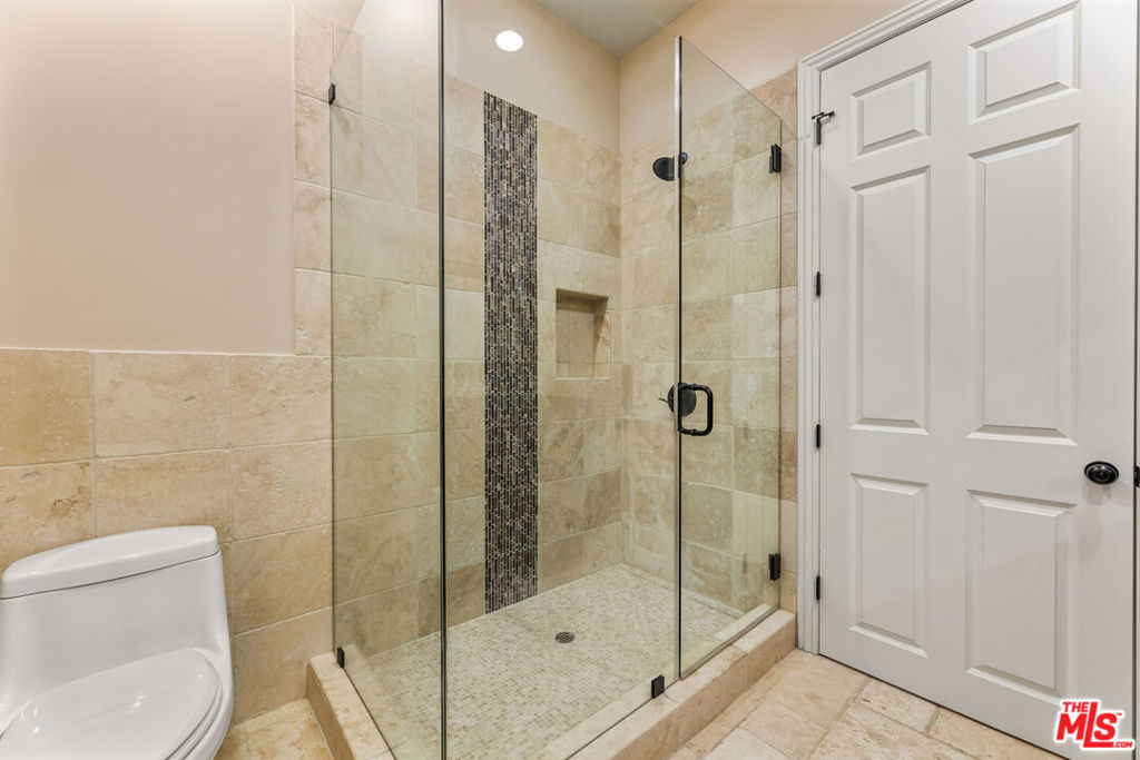 8817 Encino Avenue - Photo 68