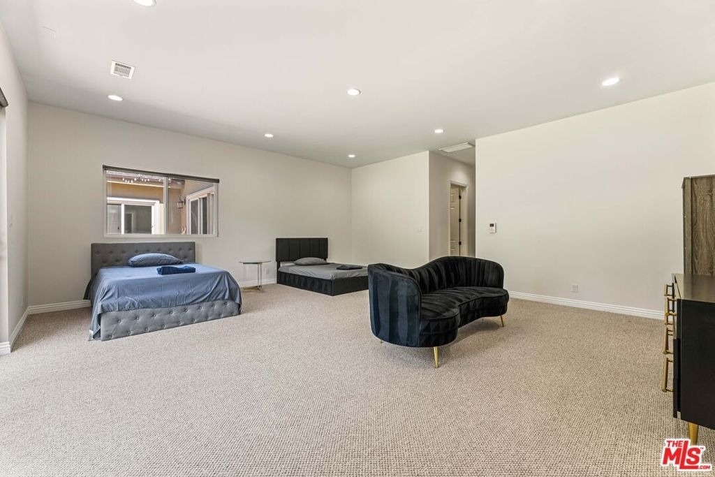 8817 Encino Avenue - Photo 27