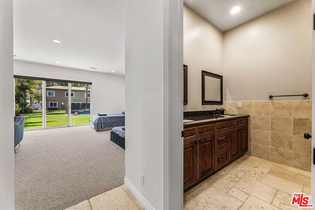 8817 Encino Avenue - Photo 69