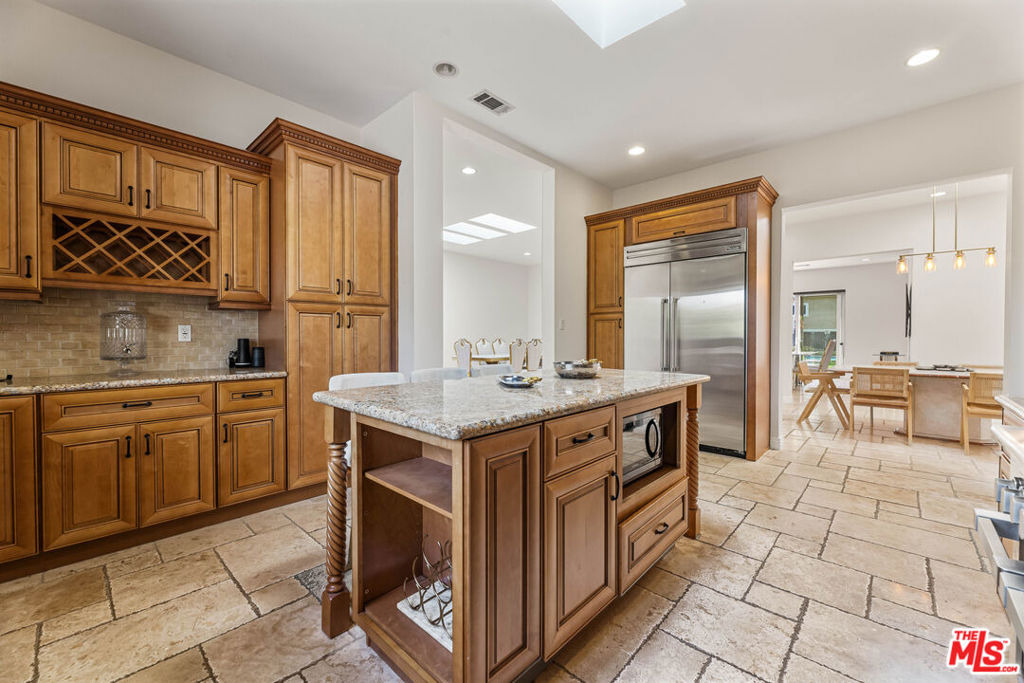 8817 Encino Avenue - Photo 17