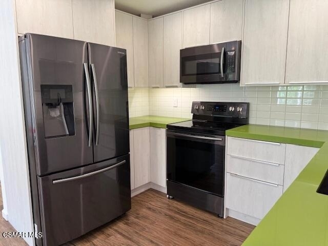 18619 Collins Street - Photo 13