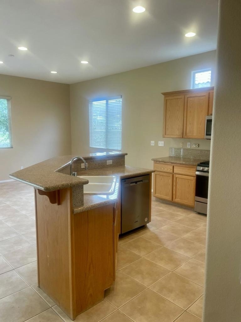 49634 Wayne Street - Photo 8