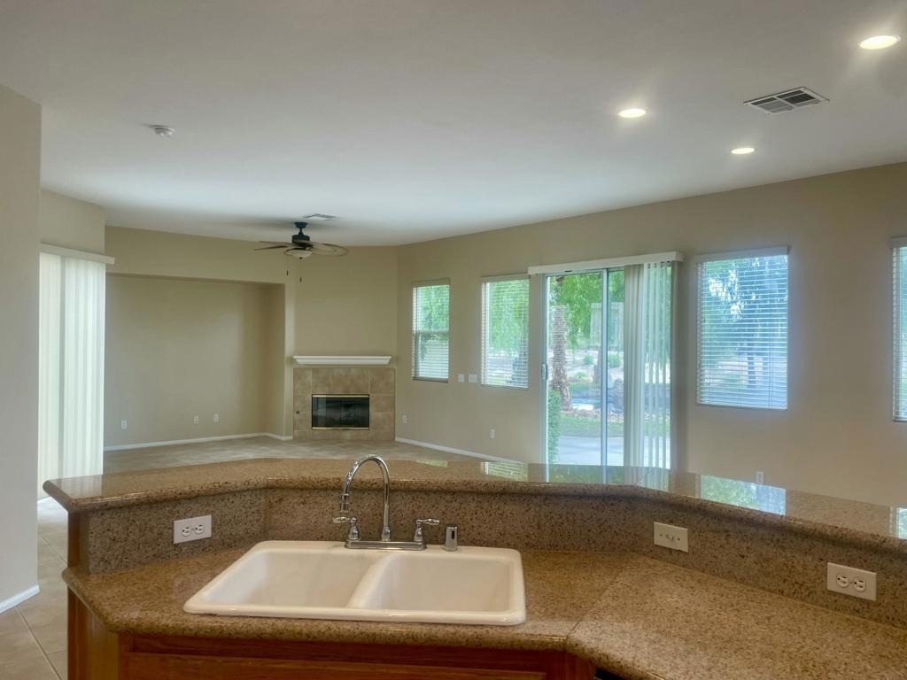 49634 Wayne Street - Photo 9