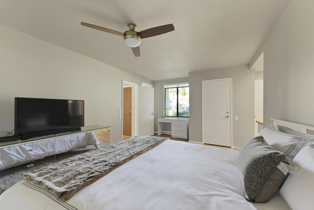 2545 Miramonte Circle W - Photo 13