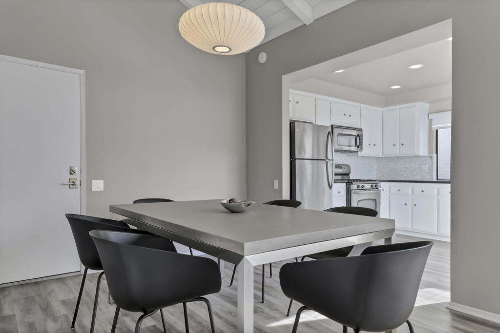 2545 Miramonte Circle W - Photo 9